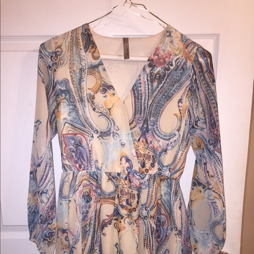 Women’s dress size M